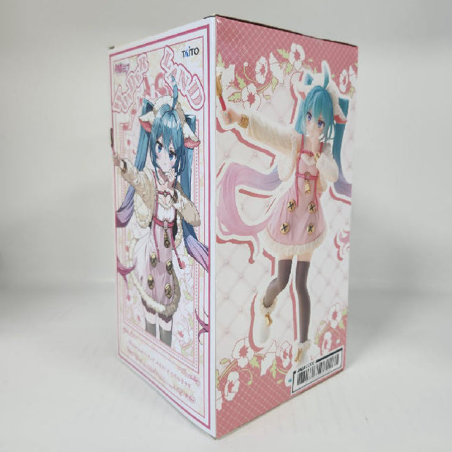 Hatsune Miku Wonderland The Wolf and the Seven Young Goats Figure