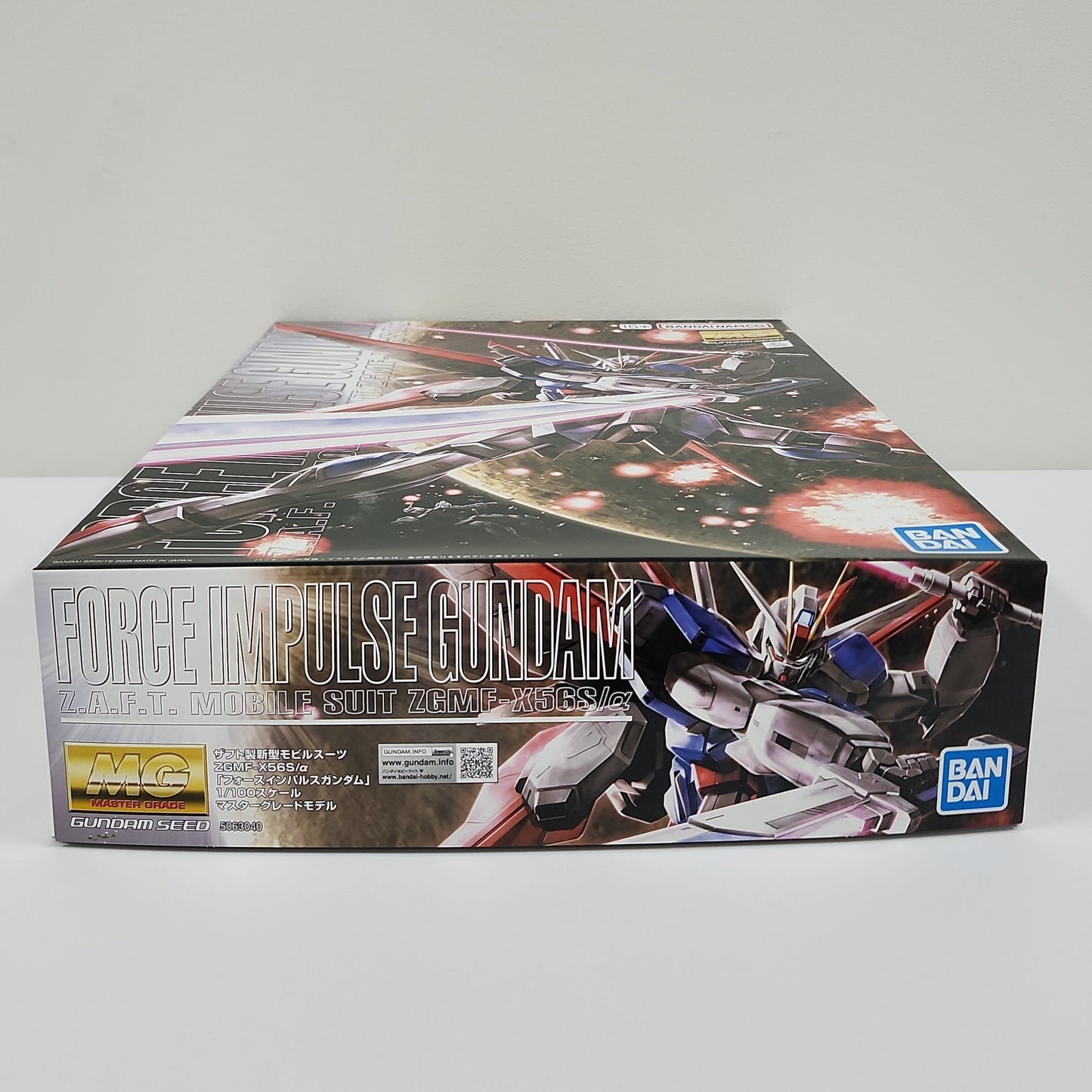 Gundam SEED Destiny – Force Impulse Gundam MG 1/100 Master Grade Model Kit
