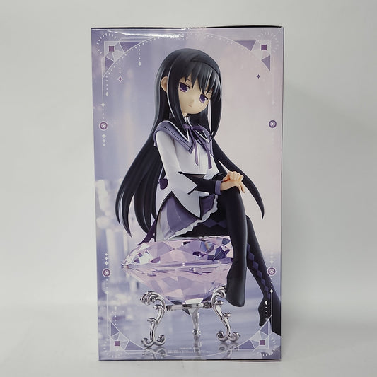 Puella Magi Madoka Magica – Homura Akemi Sitting Figure (Diamond Base Ver.)