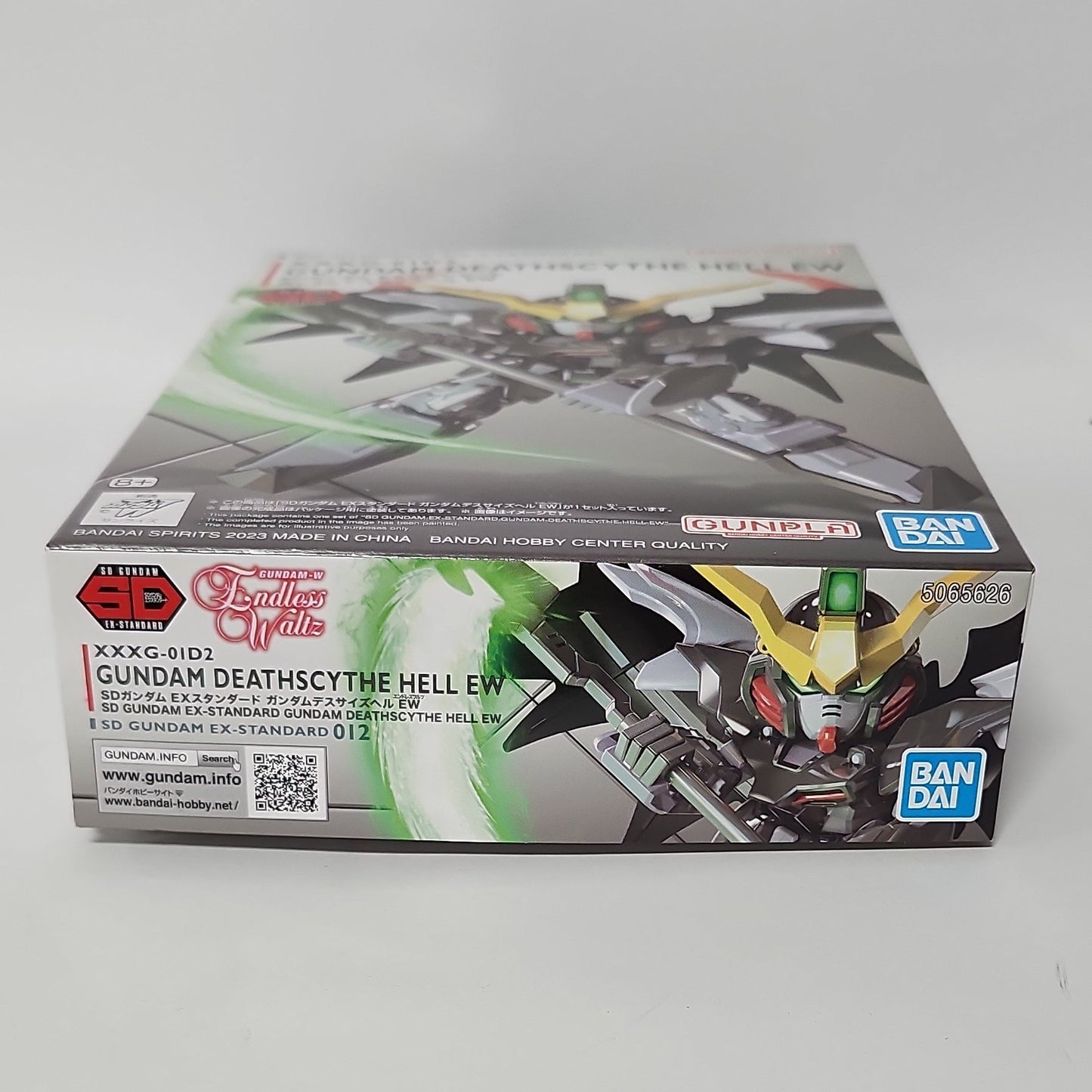 Mobile Suit Gundam Wing: Endless Waltz – Gundam Deathscythe Hell EW SD EX-Standard Model Kit