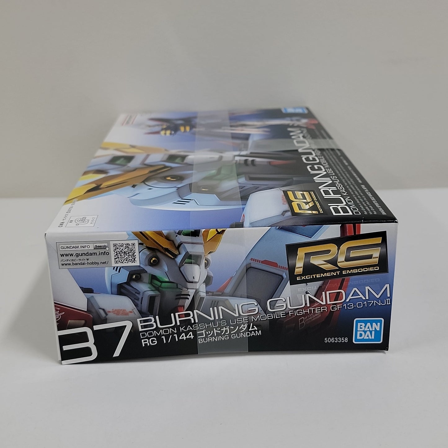 Mobile Suit Gundam – RG Burning Gundam Model Kit