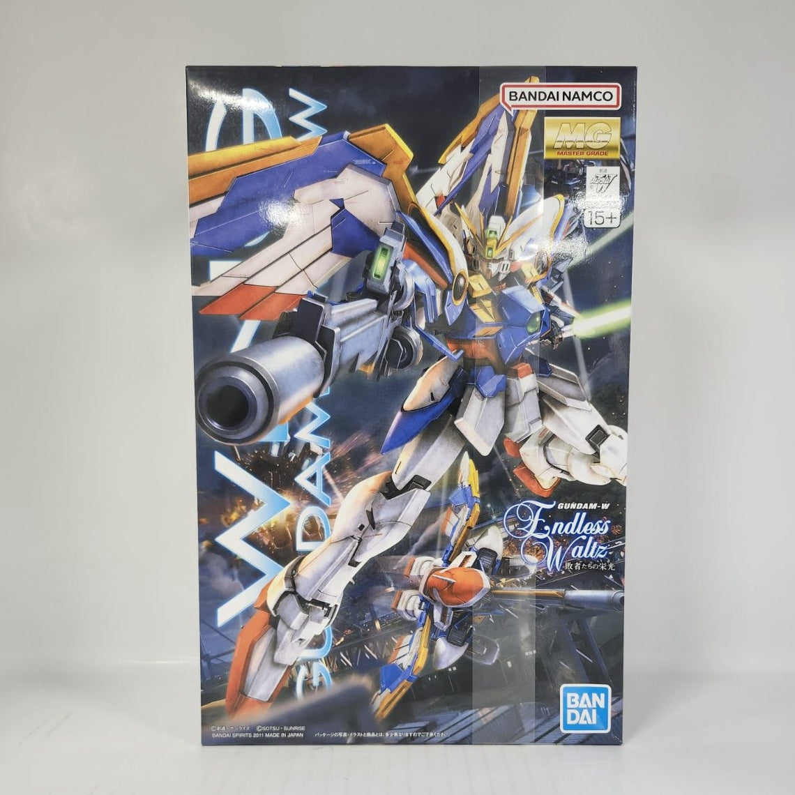 MG XXXG-01W Wing Gundam EW 1/100 Master Grade Model Kit