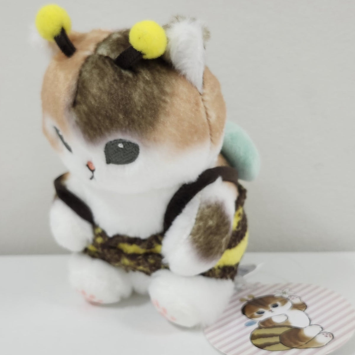 Unknown - Bee-Costumed Cat Plush