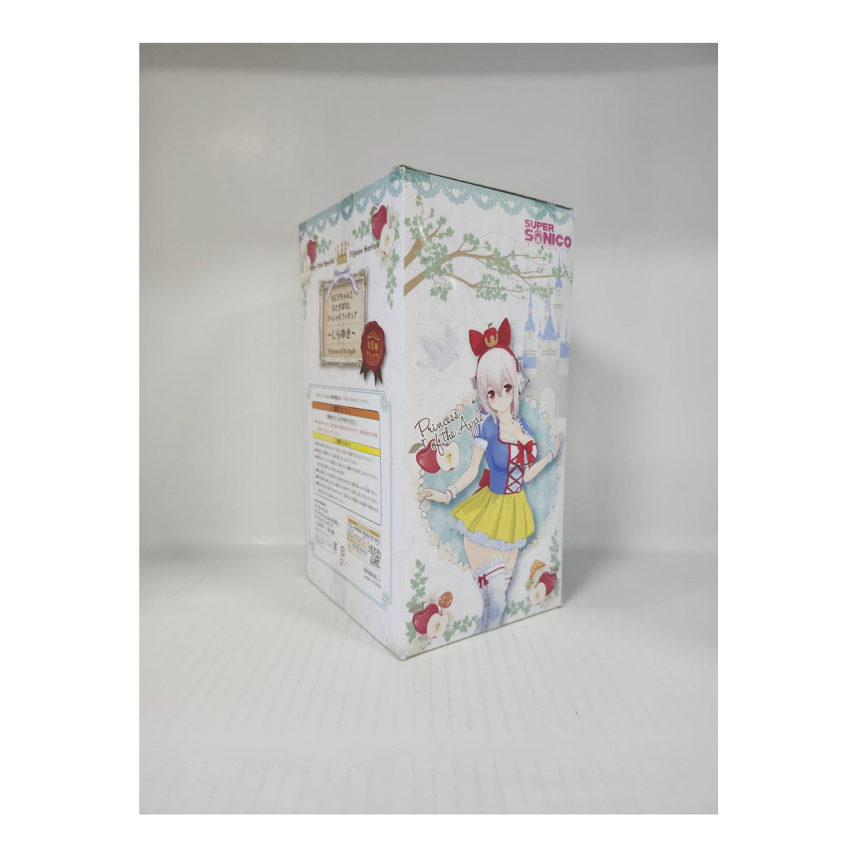 Super Sonico Fairy-Tale Special Figure Series Princess of the Apple ~ Shirayuki-hime ~