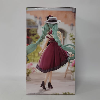 Hatsune Miku Red Dress Figure