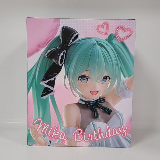 Hatsune Miku Birthday 2025 AMP+ Party Ver. Figure