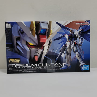 Mobile Suit Gundam – RG Freedom Gundam Model Kit