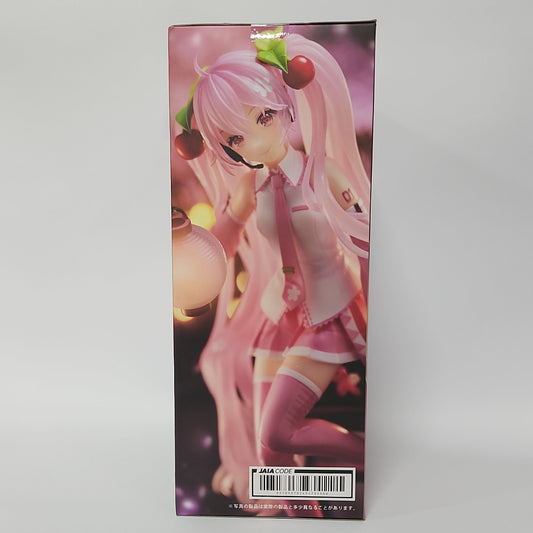 Hatsune Miku – Sakura Miku AMP+ Lantern Ver. Figure (Artist MasterPiece+)