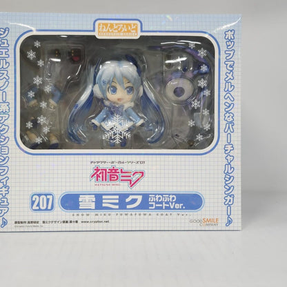 Snow Miku Nendoroid Fluffy Coat Ver. box front