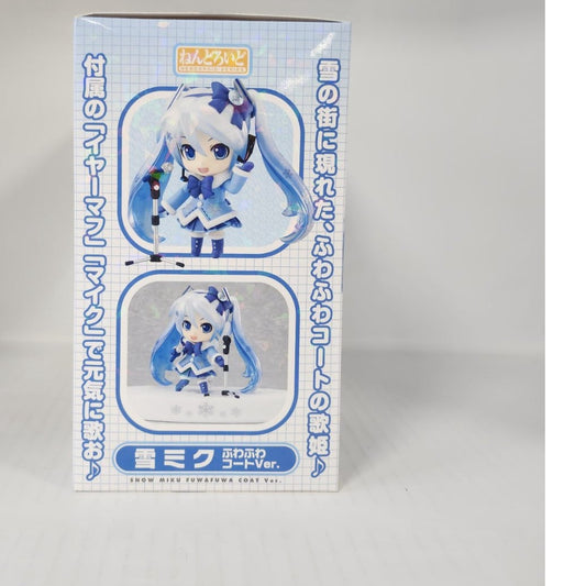 Snow Miku Nendoroid Fluffy Coat Ver. box side