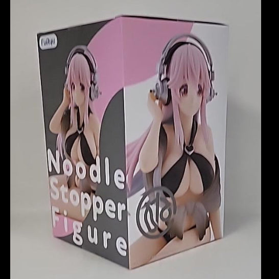 Super Sonico Noodle Stopper figure black bikini box angled view