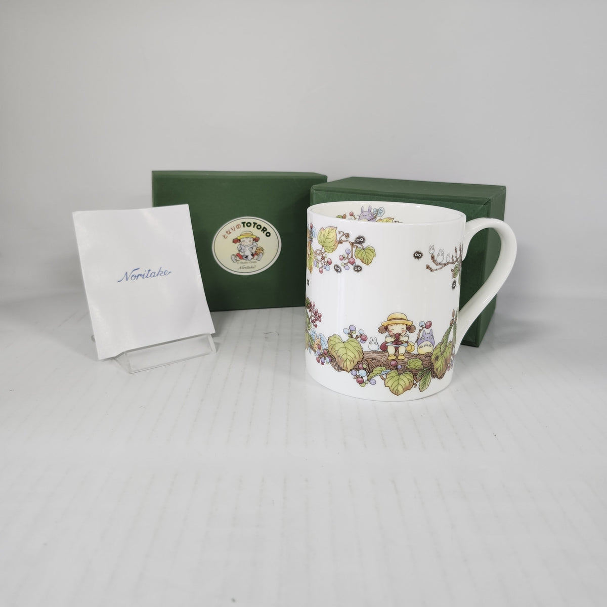 My Neighbor Totoro Gamazumi Berry Mug – Bone China 13.5 oz - 3