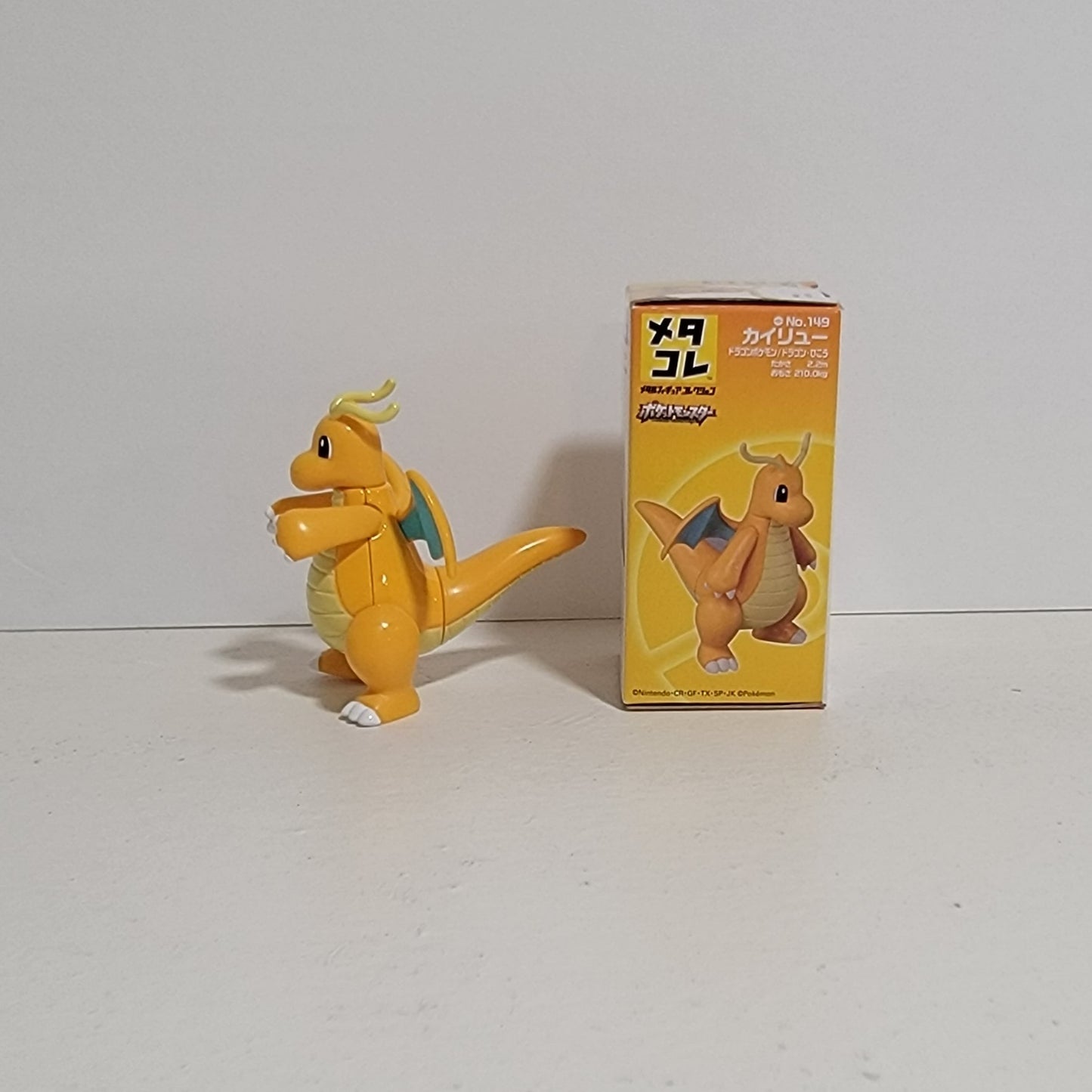 Pokémon Metal Figure Collection Dragonite Figure