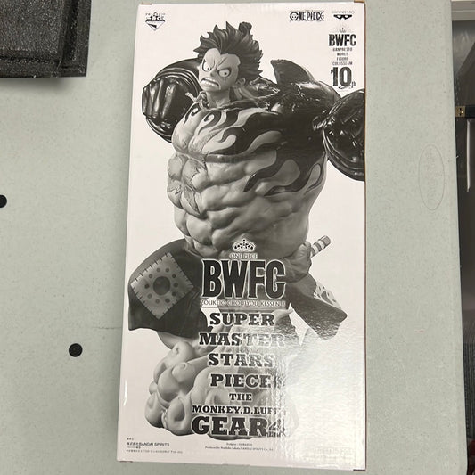 One Piece Luffy Gear 4 BWFC Figure